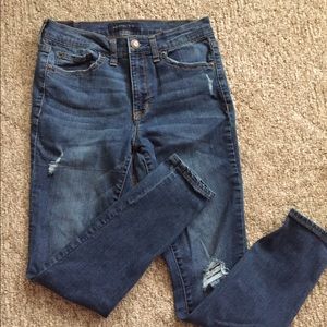Aeropostale Distressed High Waisted Jegging Jean